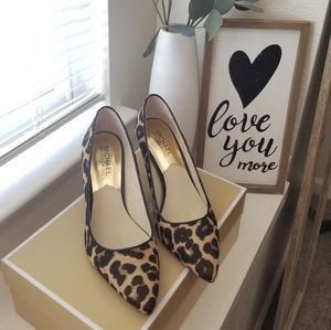 Michael kors leopard print pumps (NWT)
